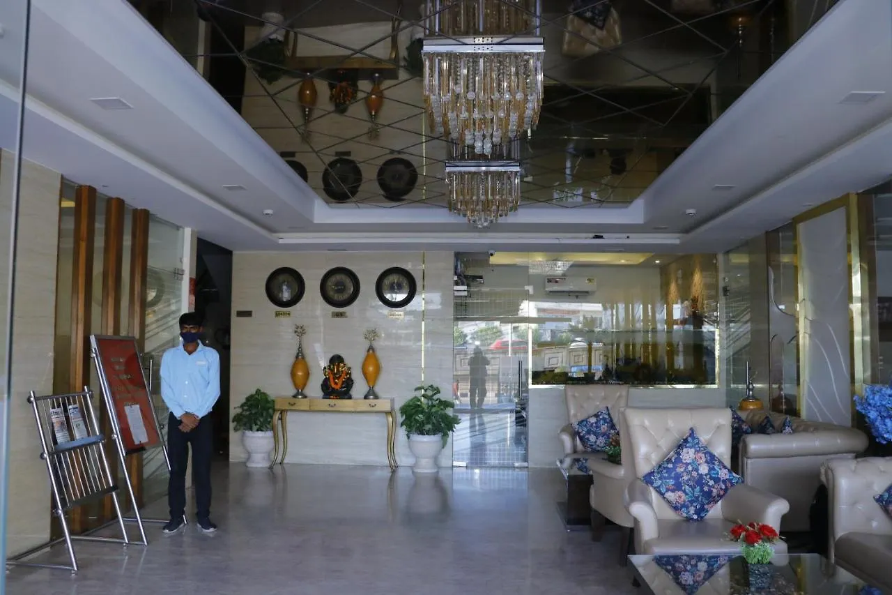 Hotel S C Residency Zirakpur 3*,  India