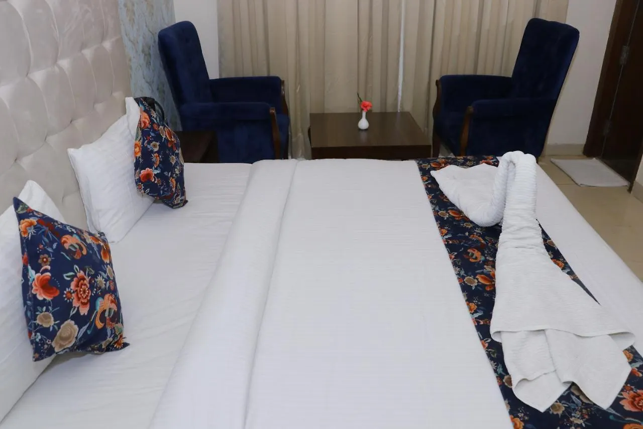 Hotel S C Residency Zirakpur